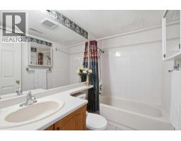 309 Sandringham Road Nw, Calgary, AB T3K3Z1 Photo 19