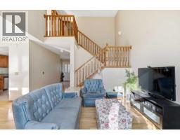 Family room - 309 Sandringham Road Nw, Calgary, AB T3K3Z1 Photo 10
