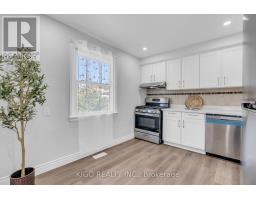 Bathroom - 54 Tweedsmuir Avenue, London East, ON N5W1K7 Photo 6