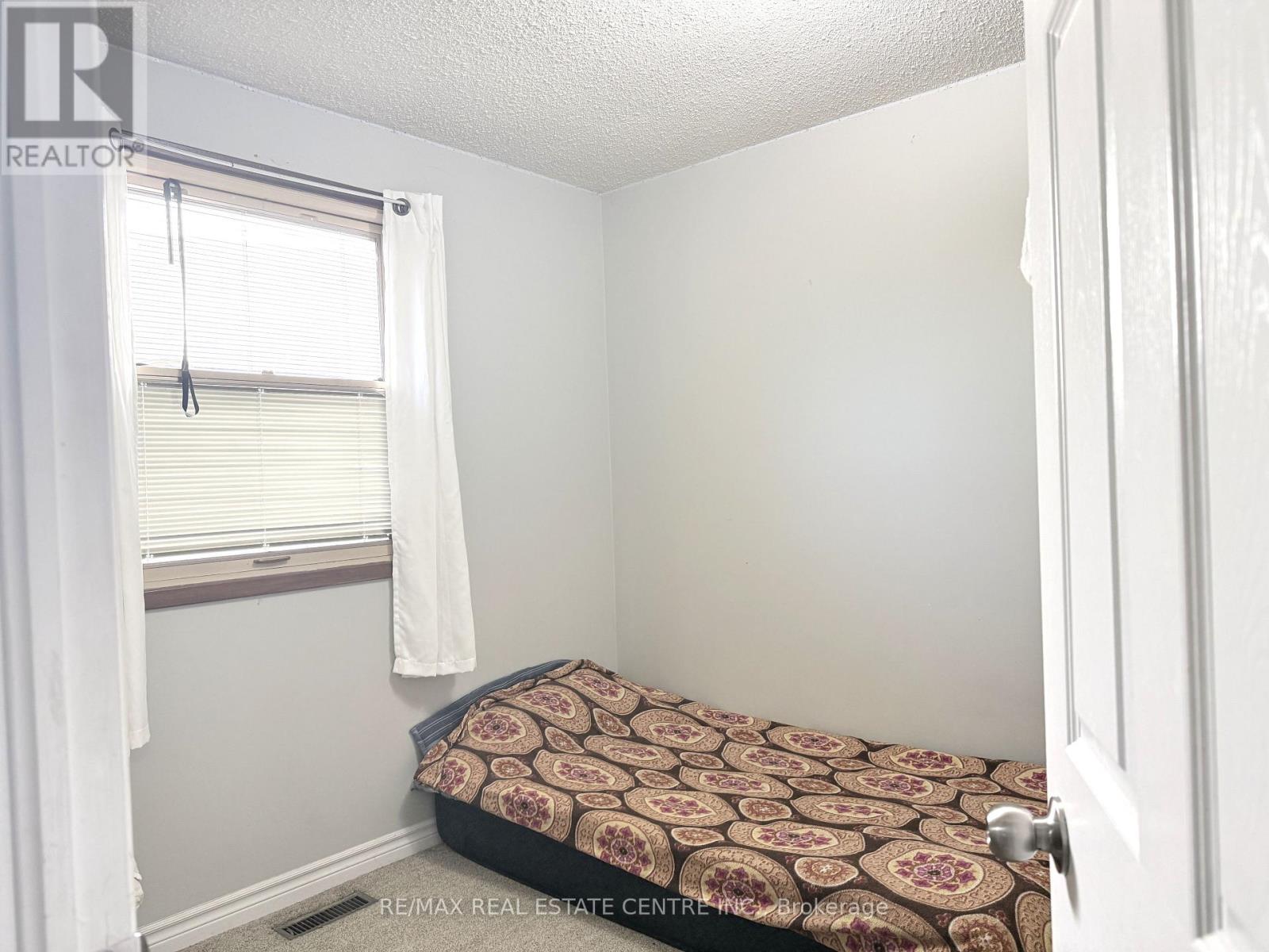 42 SOUTHWOOD COURT, Kitchener — photo 10