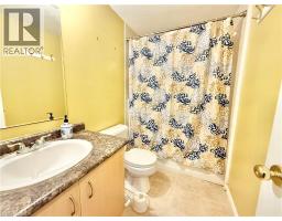 22 Madeleine Street, Kitchener, ON N2R1V5 Photo 14