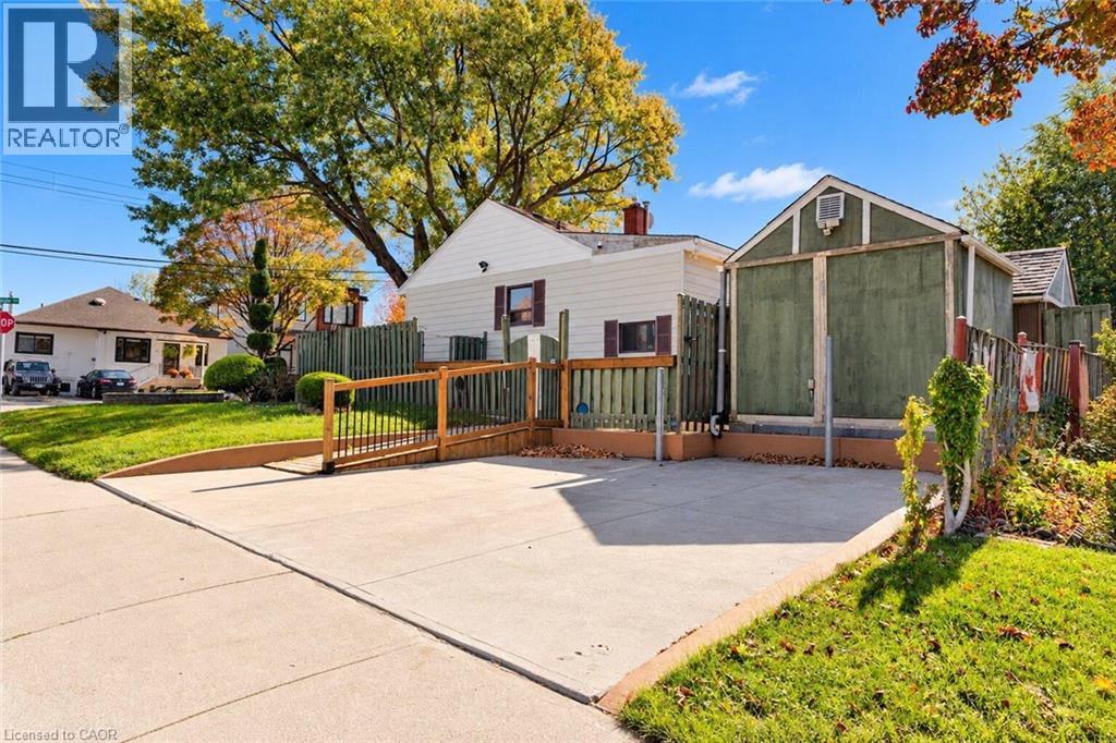 28 SHADYSIDE Avenue - 36