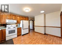 Eat in kitchen - 28 Shadyside Avenue, Hamilton, ON L8V3E3 Photo 11
