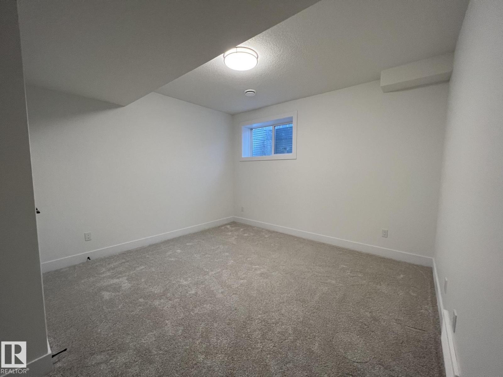 Property photograph 5 for MLS E4509464