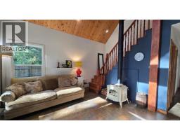 434 Dunshire Dr, Gabriola Island, BC V0R1X2 Photo 13