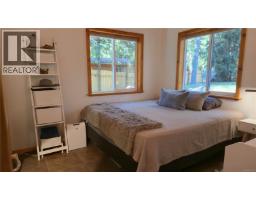 434 Dunshire Dr, Gabriola Island, BC V0R1X2 Photo 16