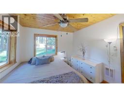 434 Dunshire Dr, Gabriola Island, BC V0R1X2 Photo 17