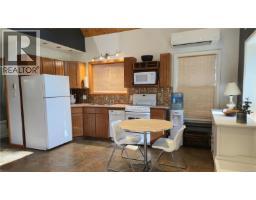 434 Dunshire Dr, Gabriola Island, BC V0R1X2 Photo 8