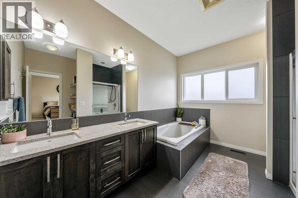 34 Mount Rae Terrace, Okotoks — photo 23