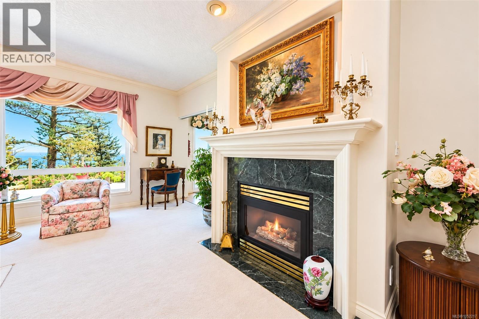 10 942 Boulderwood Rise, Saanich