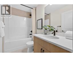 157 Silver Spruce Road Sw, Calgary, AB T2X6L3 Photo 21