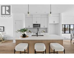 3pc Bathroom - 157 Silver Spruce Road Sw, Calgary, AB T2X6L3 Photo 7