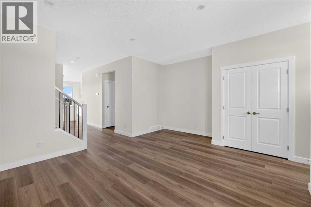 165 Silver Spruce Road SW photo 2