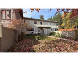 Foyer - 403 Richards Street W, Nelson, BC V1L3K2 Photo 6