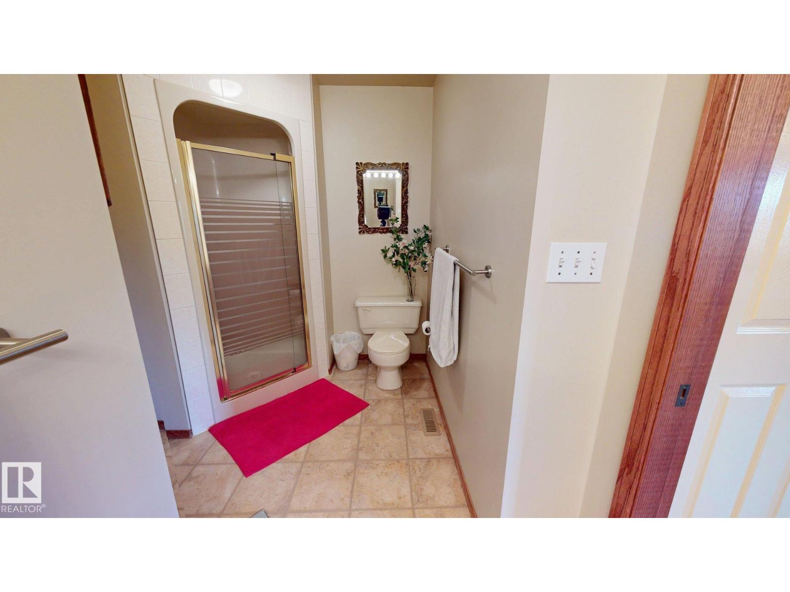 15 Belmont Drive, photo 22