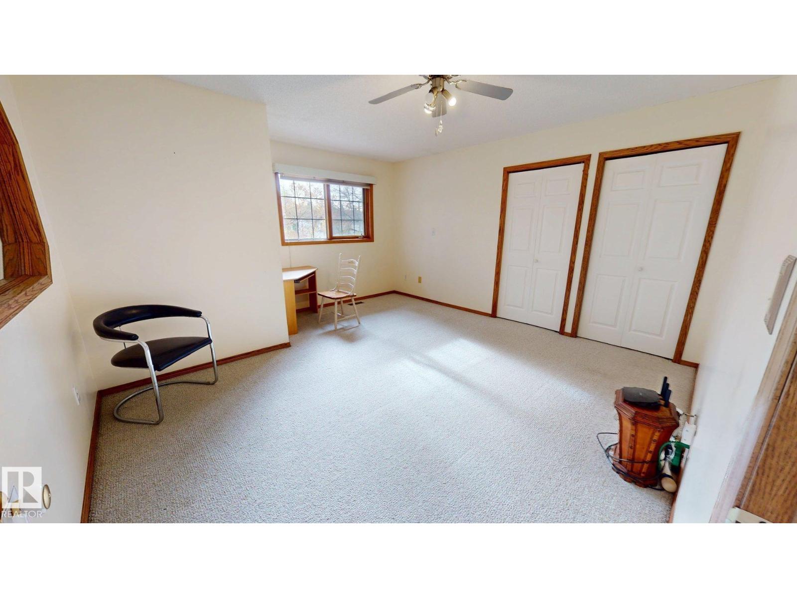 15 Belmont Drive, photo 29