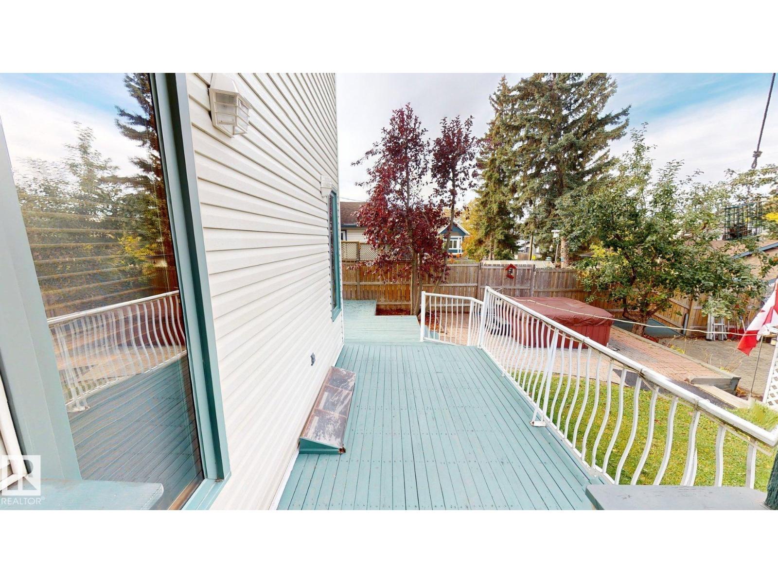 15 Belmont Drive, photo 31