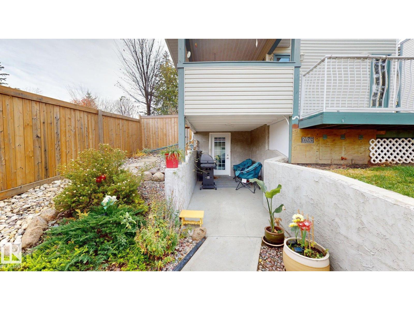 15 Belmont Drive, photo 43