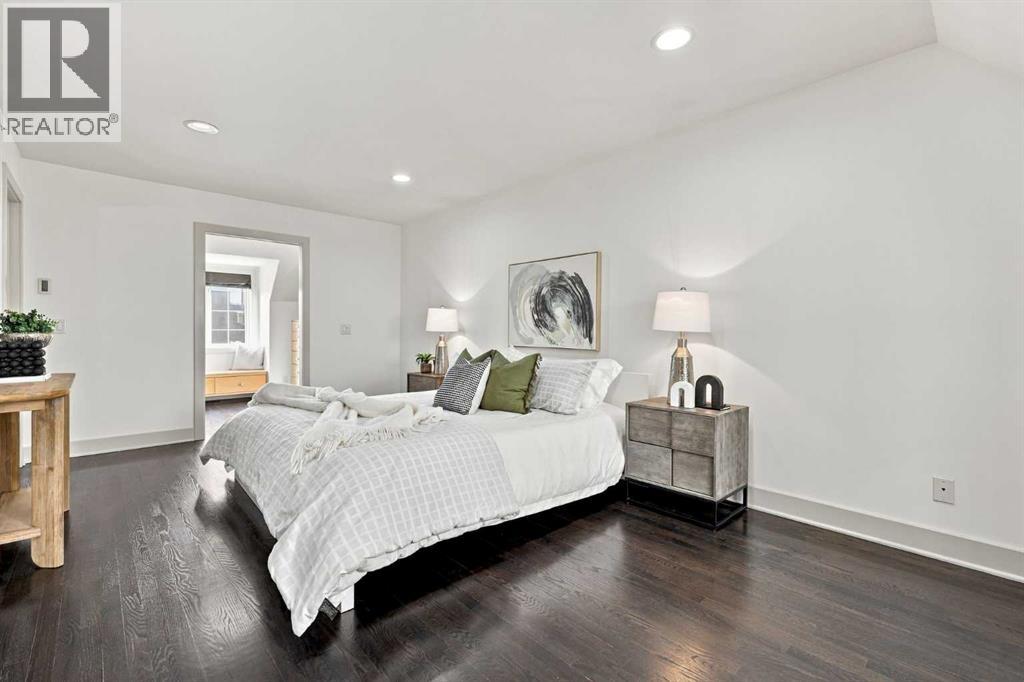 1908 10A Street SW photo 25