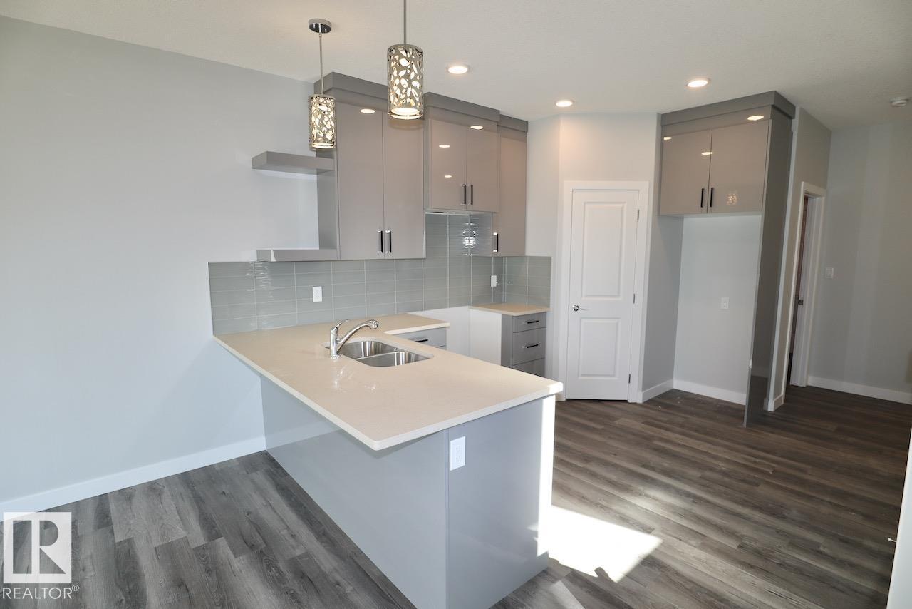 Property photograph 6 for MLS E4510716