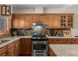140, 137 Wapiti Close, Canmore, AB T1W3B2 Photo 24