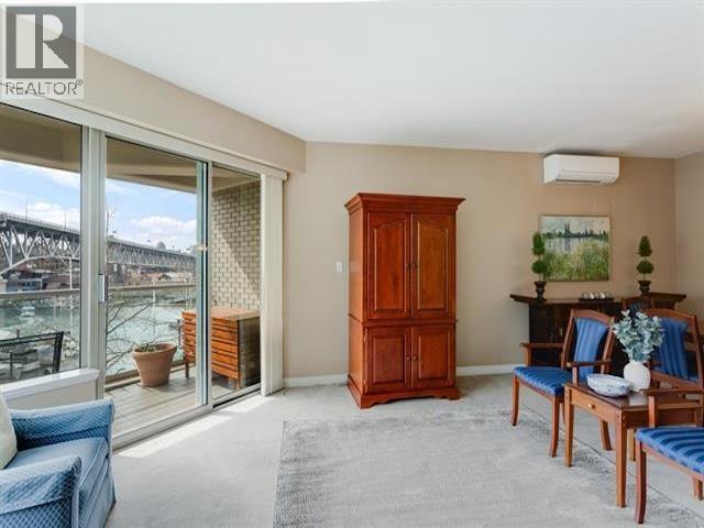 Photo of 504 1600 HORNBY STREET 5