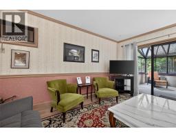1229 Bernard Avenue Unit# 102, Kelowna, BC V1Y6R3 Photo 15