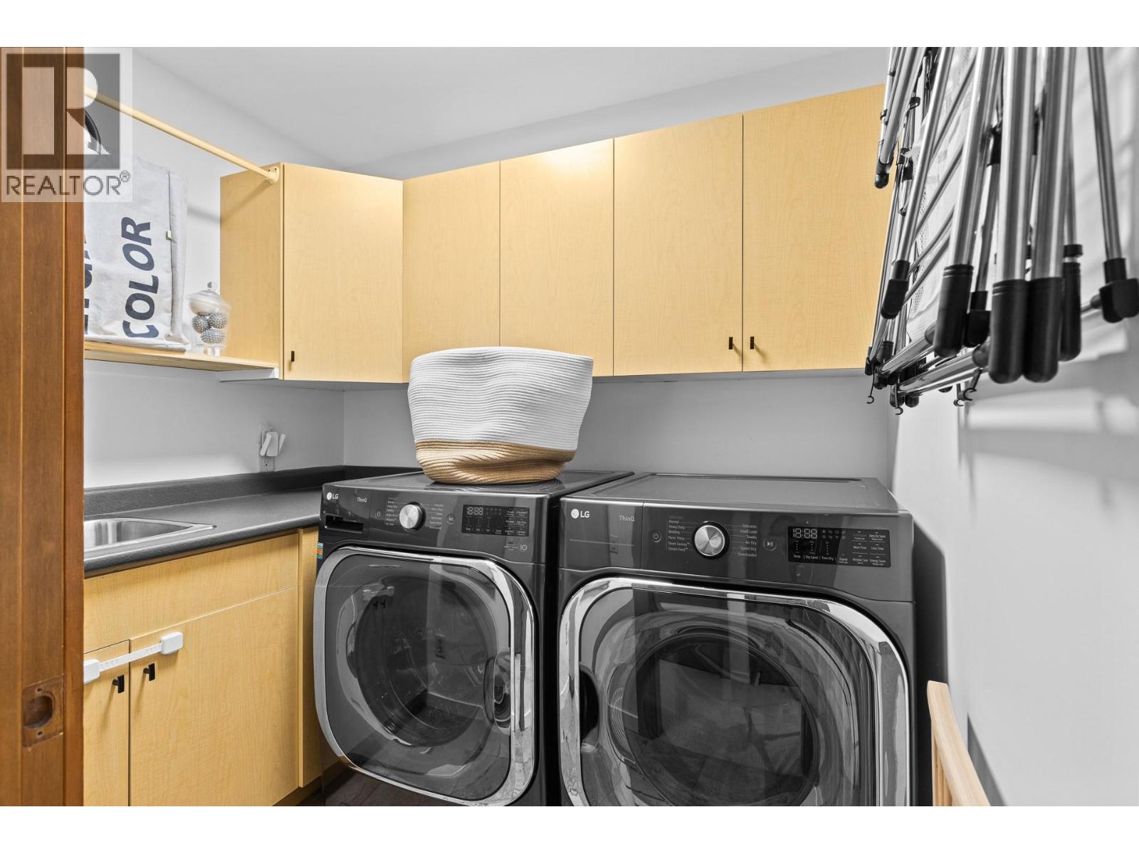 478 Okaview Road - 41