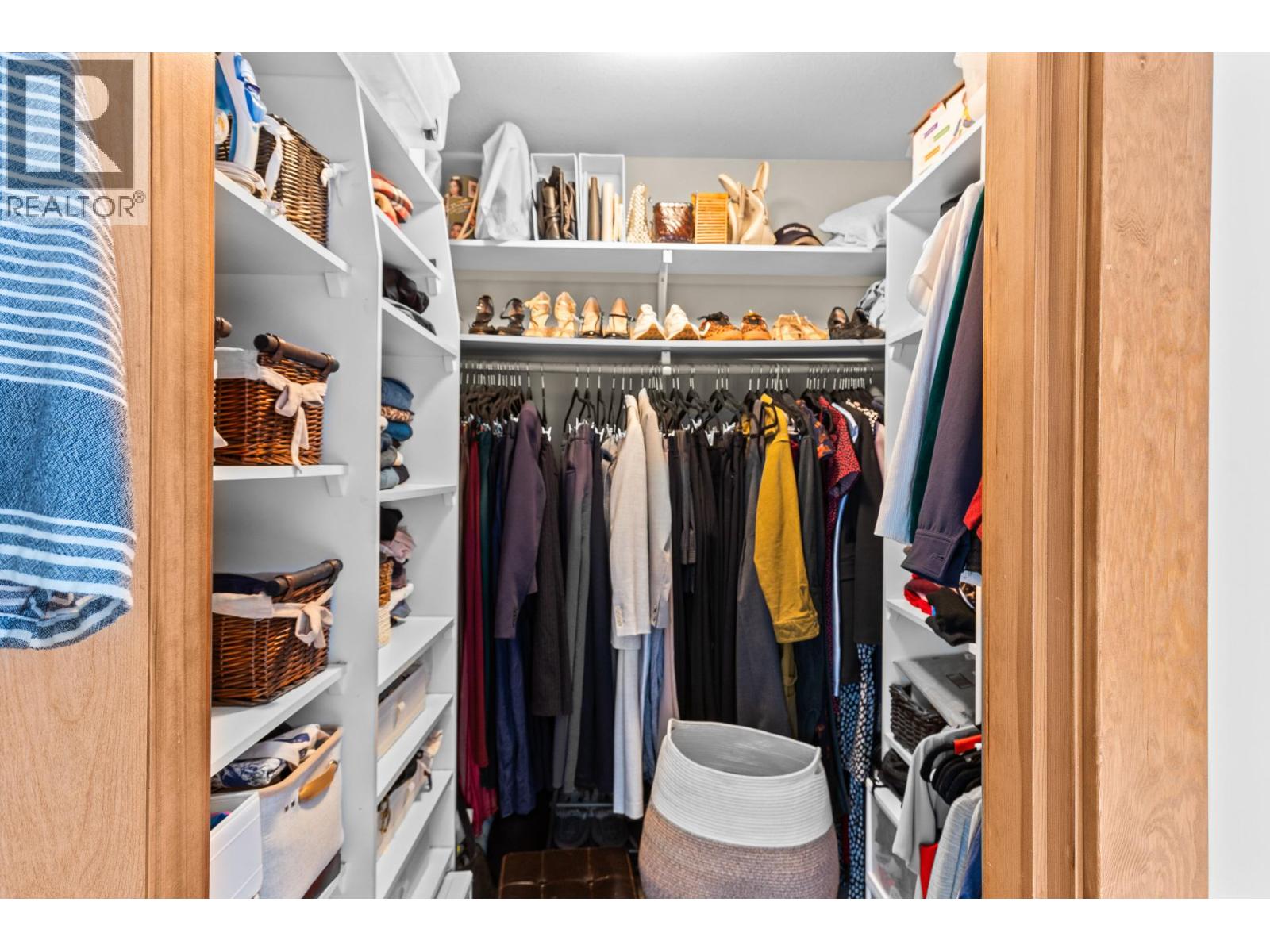 478 Okaview Road - 35