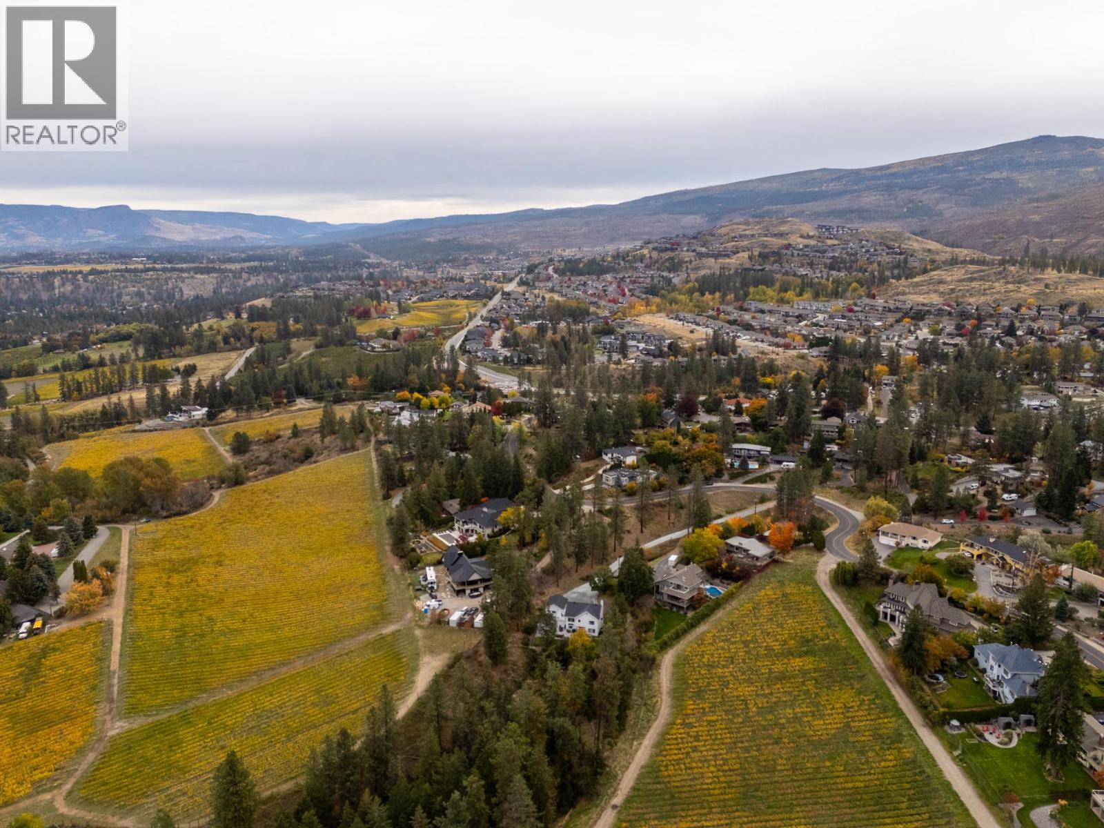 478 Okaview Road - 66