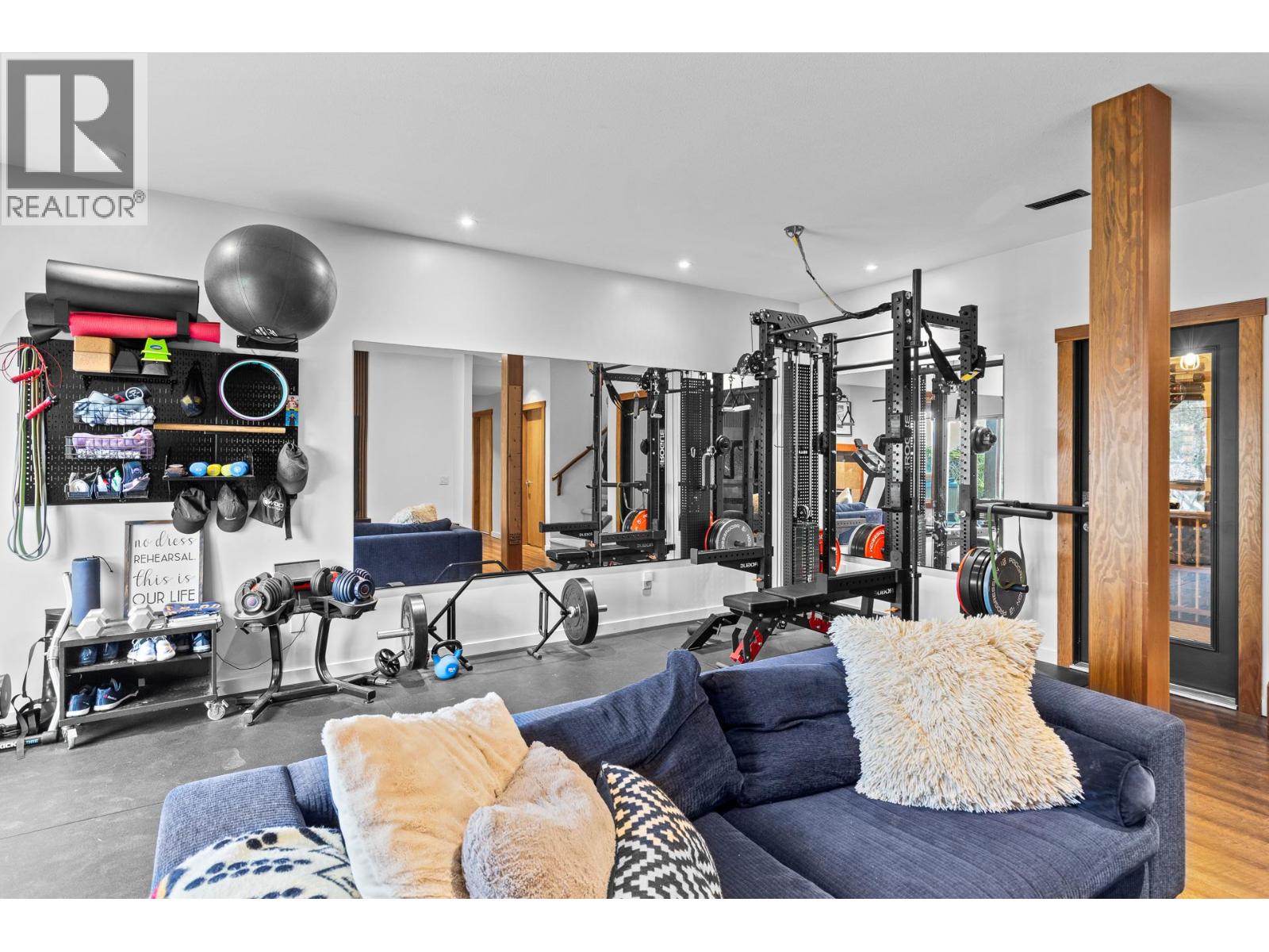 478 Okaview Road - 44