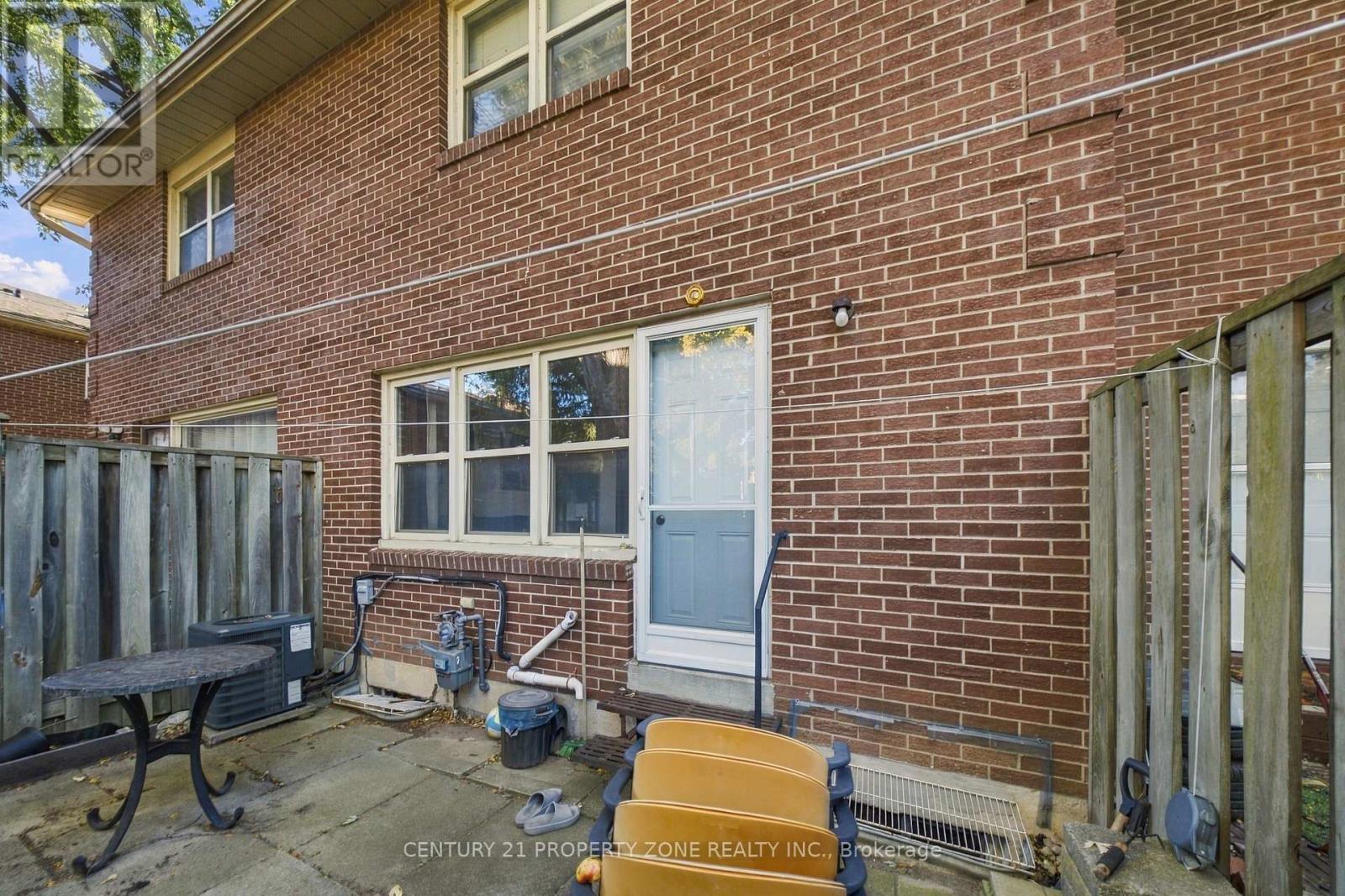 38 Eden Park, Brampton, ON photo 41