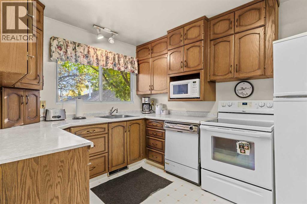 41 Haddock Road SW, Calgary — photo 8