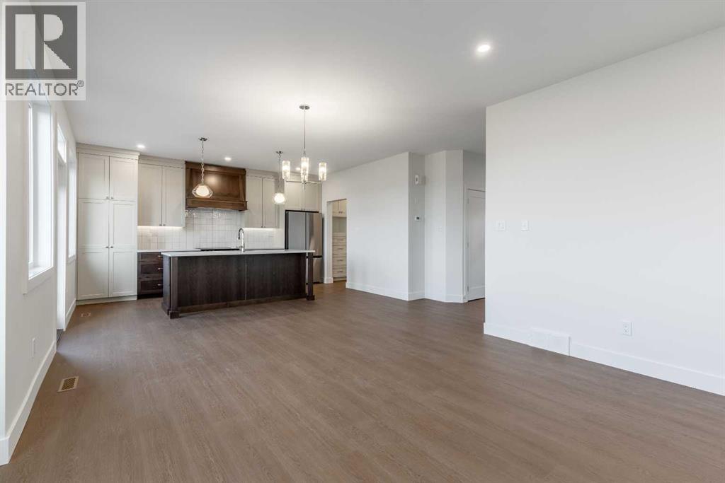 382 Canyon Meadows Road W, Lethbridge — photo 10