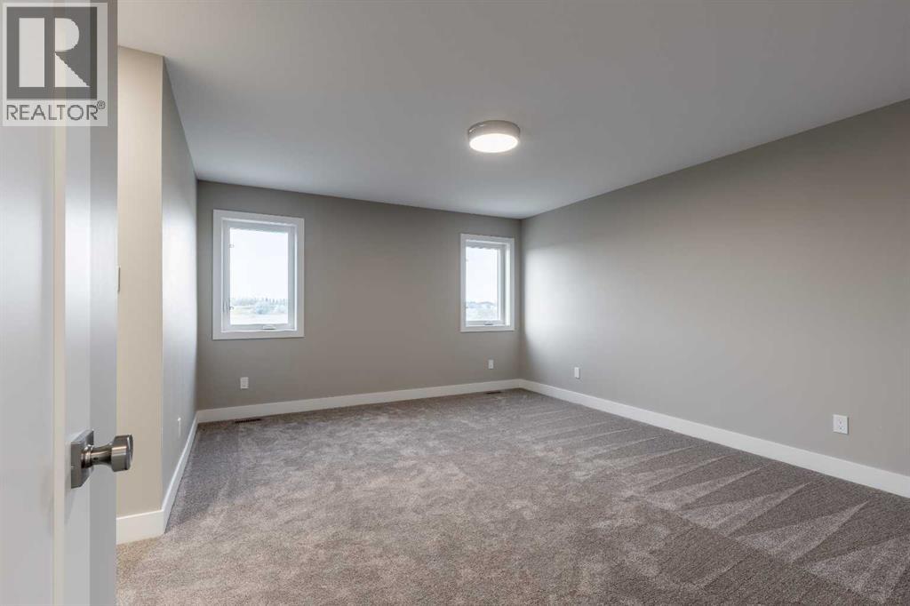 382 Canyon Meadows Road W, Lethbridge — photo 14