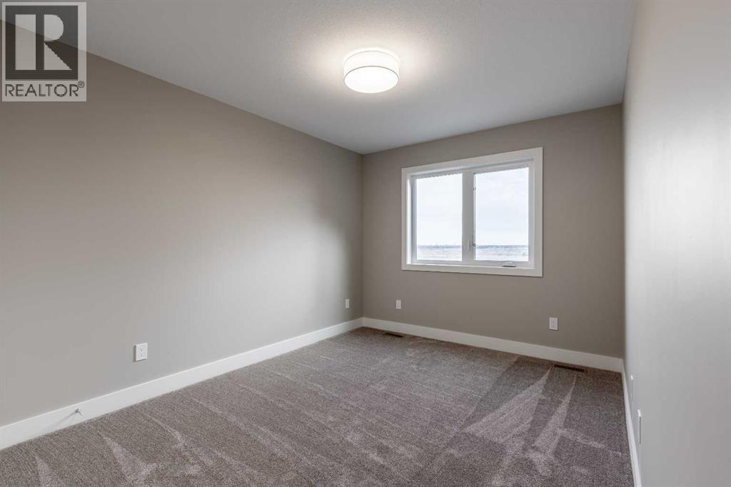 382 Canyon Meadows Road W, Lethbridge — photo 26