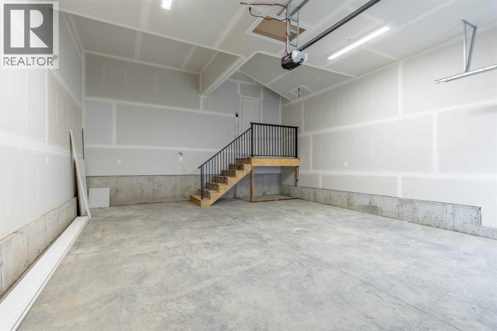 382 Canyon Meadows Road W, Lethbridge — photo 29