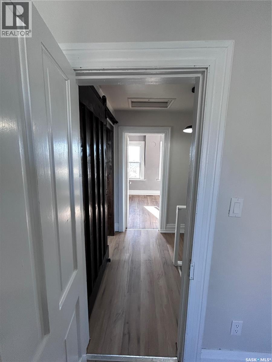 315 3rd STREET, Frobisher — photo 31