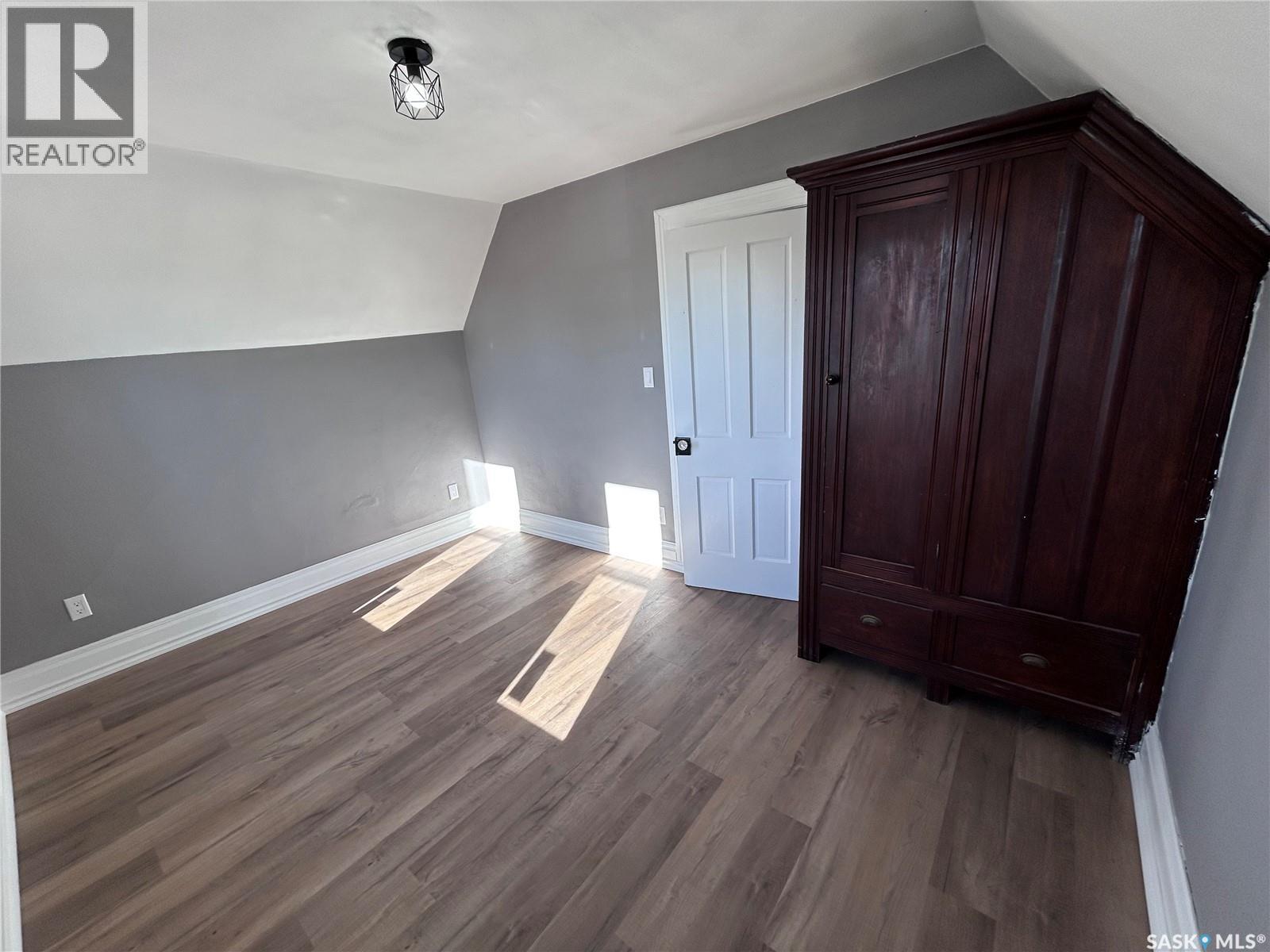 315 3rd STREET, Frobisher — photo 35