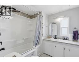 11 Mars Drive, Kamloops, BC V2B1B3 Photo 11