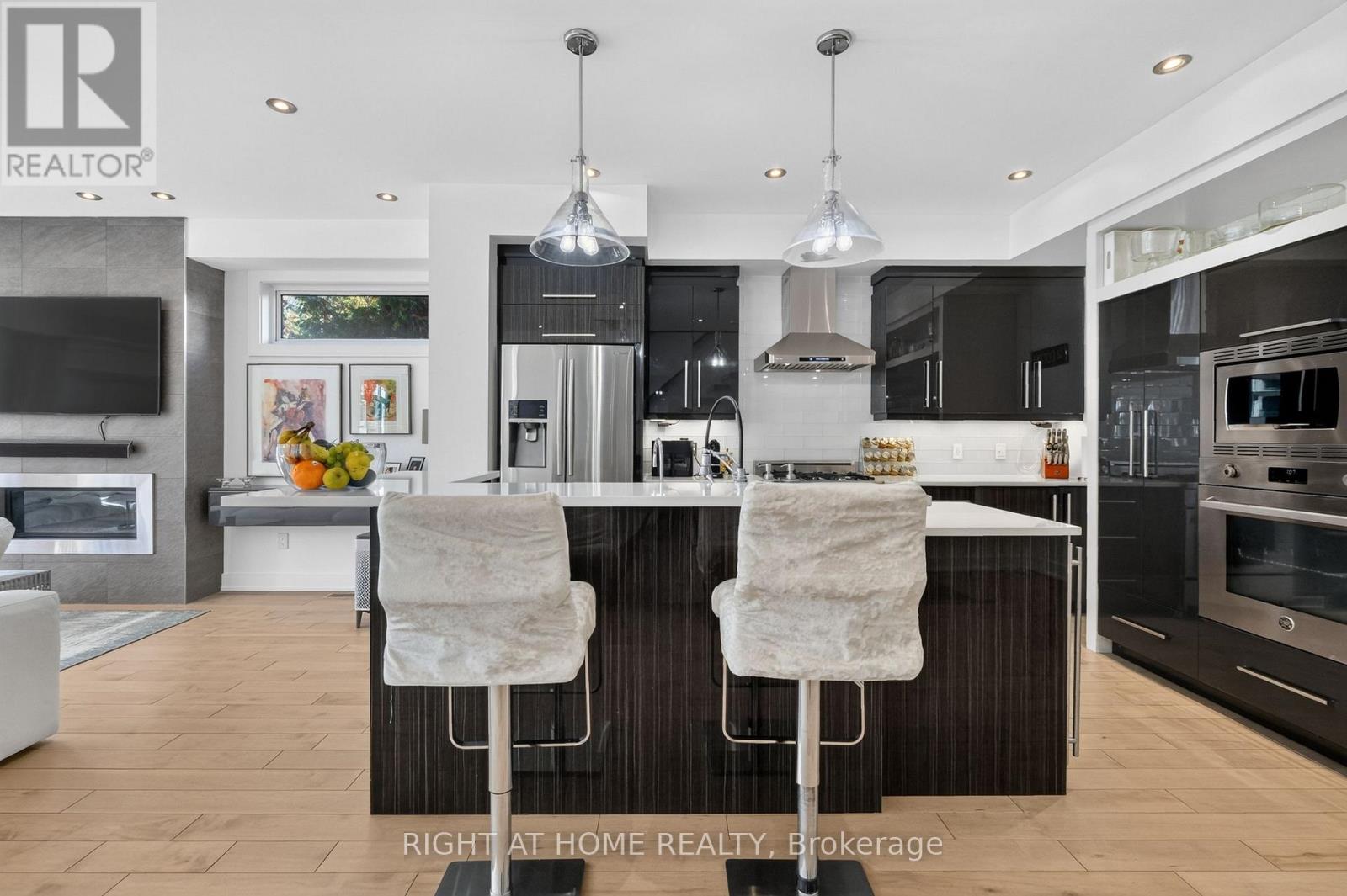 420 ATHLONE AVENUE, Ottawa — photo 12