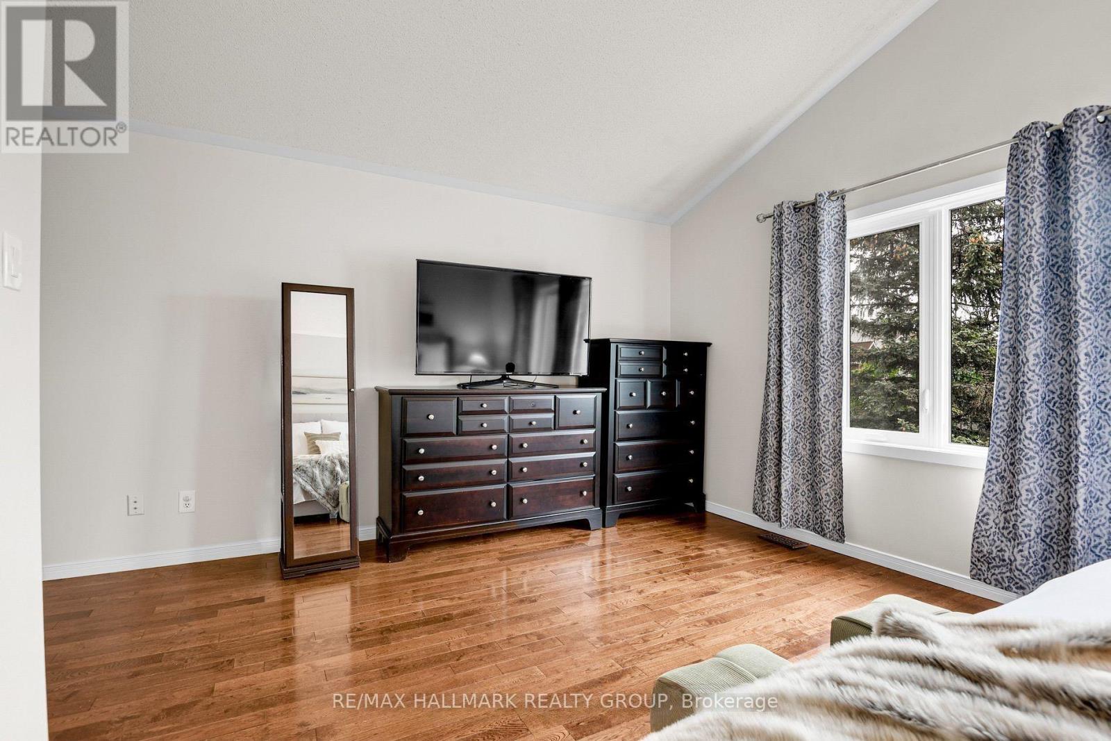 8 MASONBROOK STREET, Ottawa — photo 5