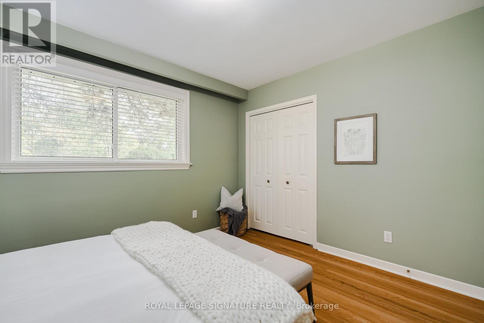 11 Bellbury Crescent, Toronto, ON photo 11