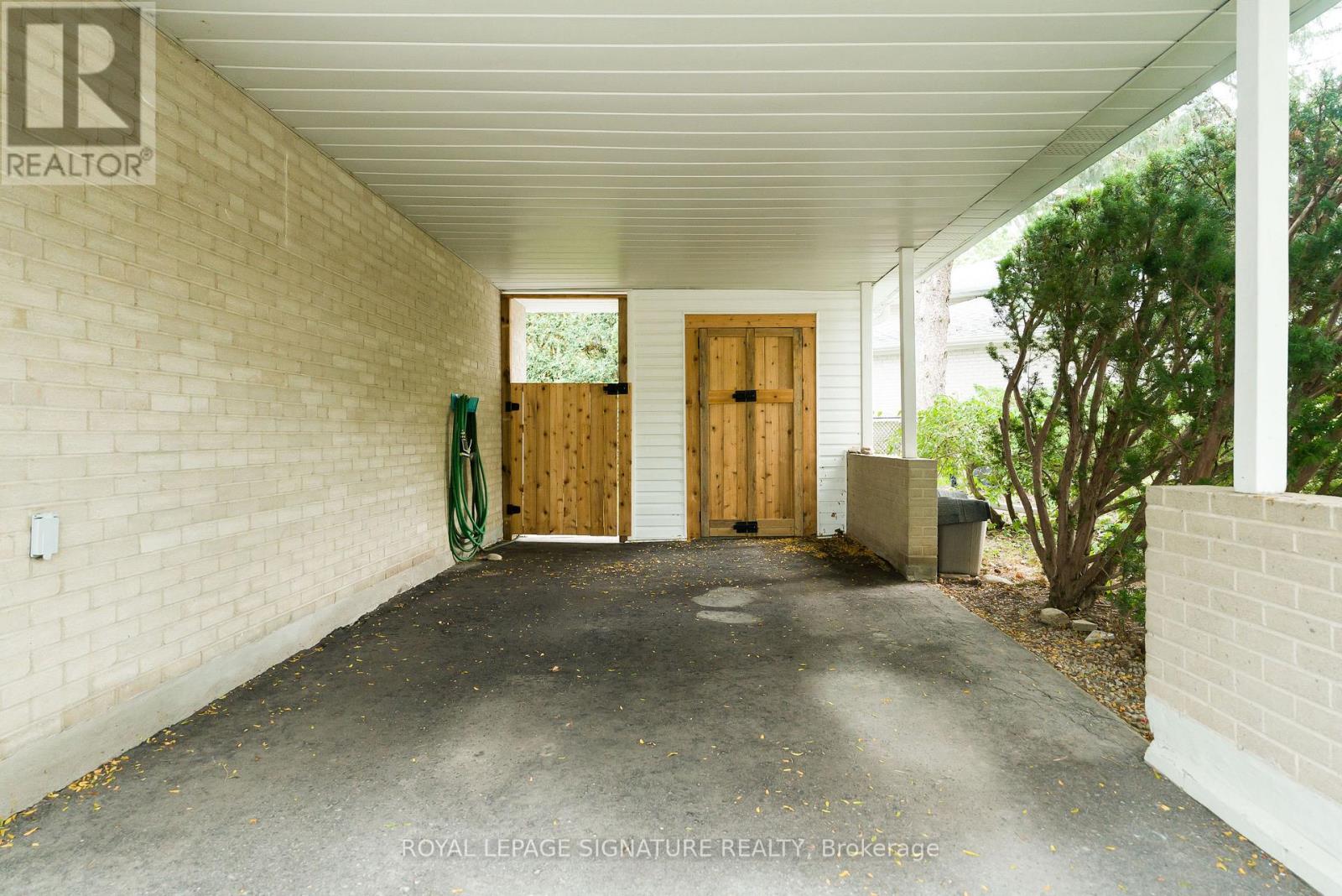 11 Bellbury Crescent, Toronto, ON photo 26