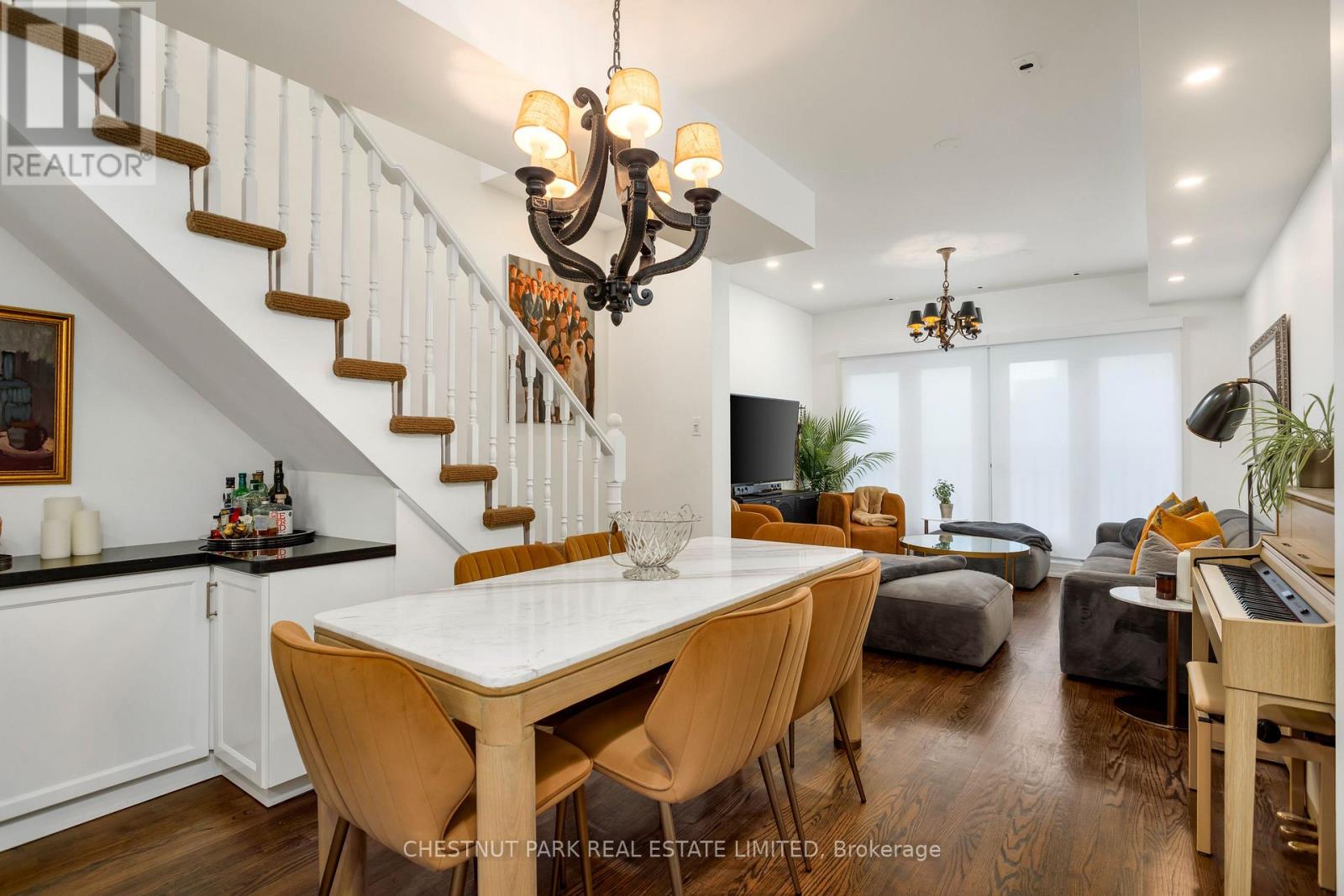 TH17- 1 Baxter Street, Toronto, ON photo 14