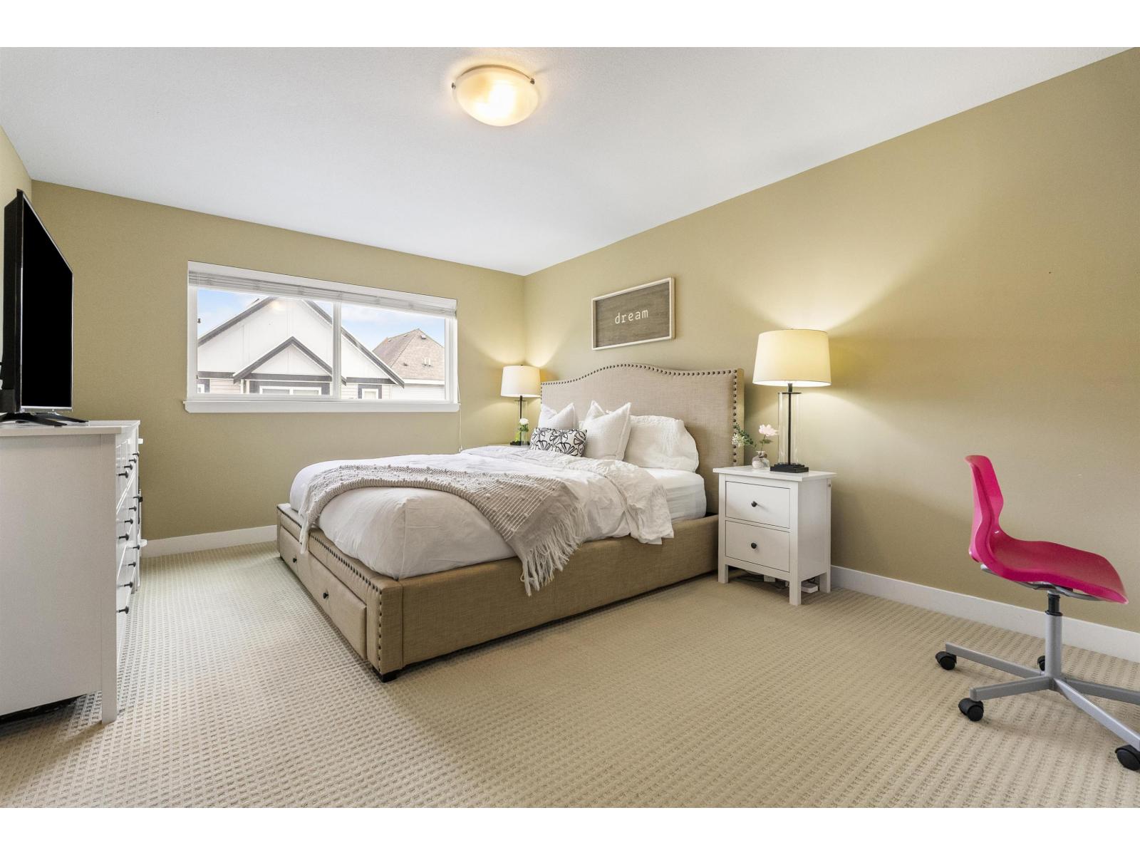 Photo of 7116 195A STREET 12