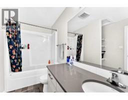 4, 69 Aquitania Circle W, Lethbridge, AB T1J5M5 Photo 16
