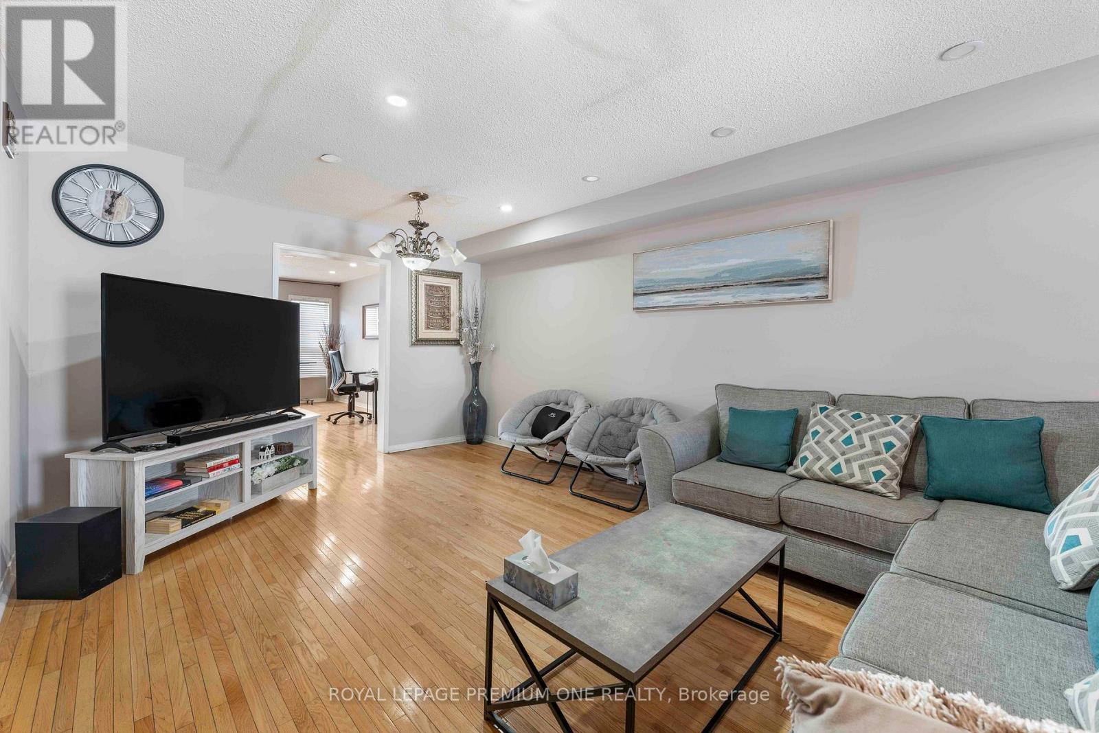 167 PARKTREE DRIVE, Vaughan (Maple) — photo 4