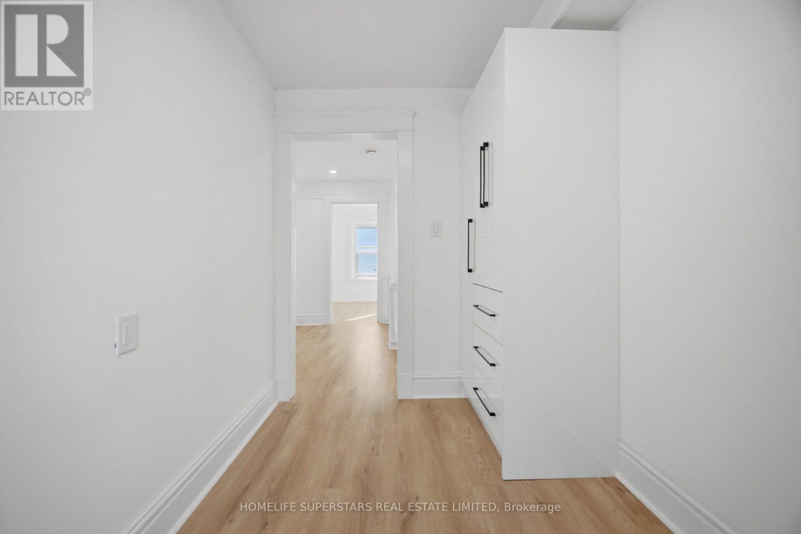 103 ARDEN AVENUE - 29