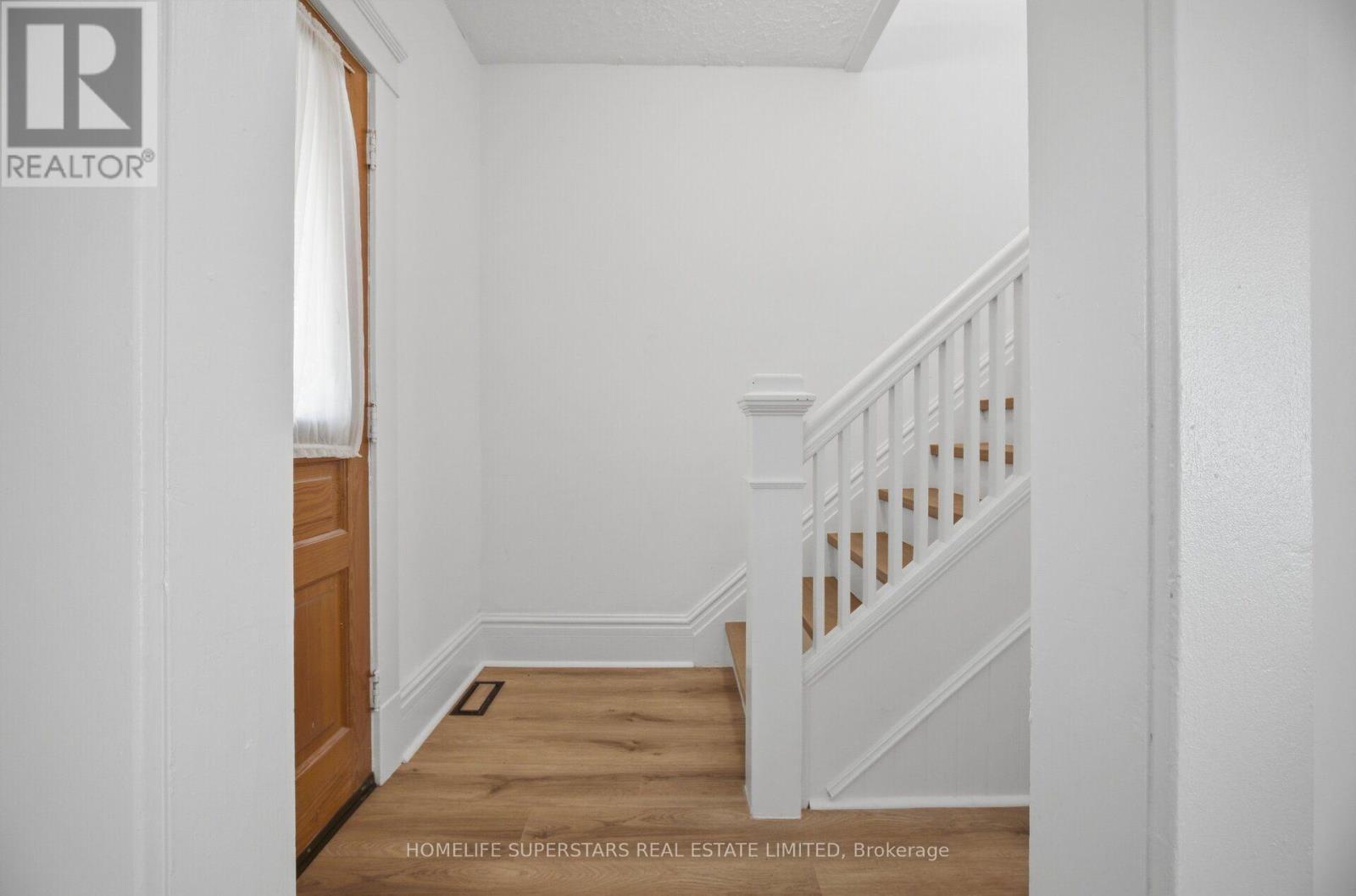 103 ARDEN AVENUE - 4
